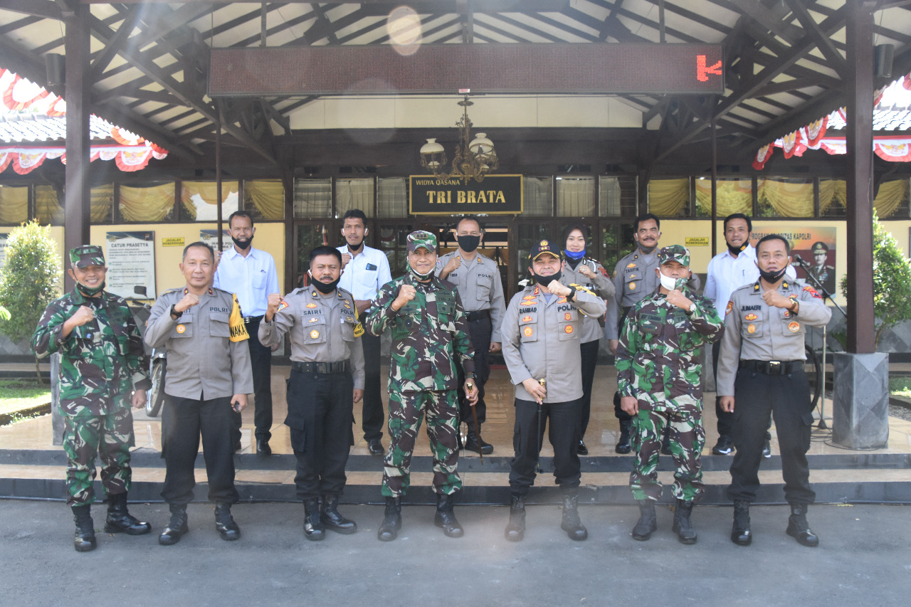 Tingkatkan Soliditas dan Sinergitas, Danrem 073/MKT Silaturahmi ke Polres Salatiga dan Tokoh Agama 